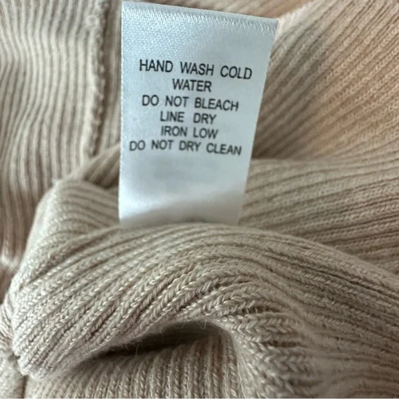 HYFVE Tan Balloon Sleeve Mock Neck Sweater Size M - Picture 5 of 5